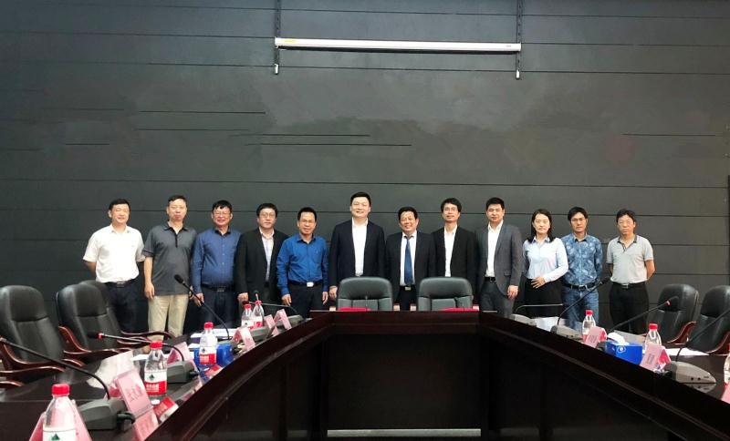 日東科技與廣東工業(yè)大學簽訂戰(zhàn)略合作協議